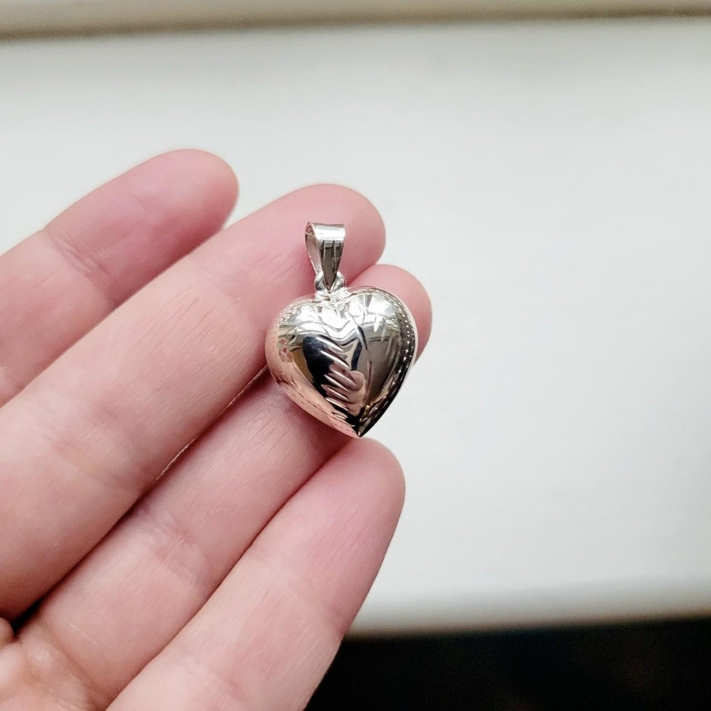 Handmade New 925 Sterling Silver Heart Pendant - Picture 4 of 8